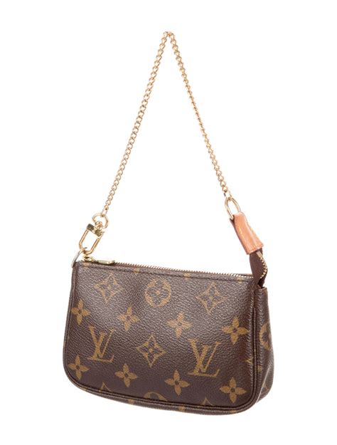 Louis Vuitton small pochette